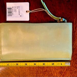 NWT HOBO Gracie leather wallet